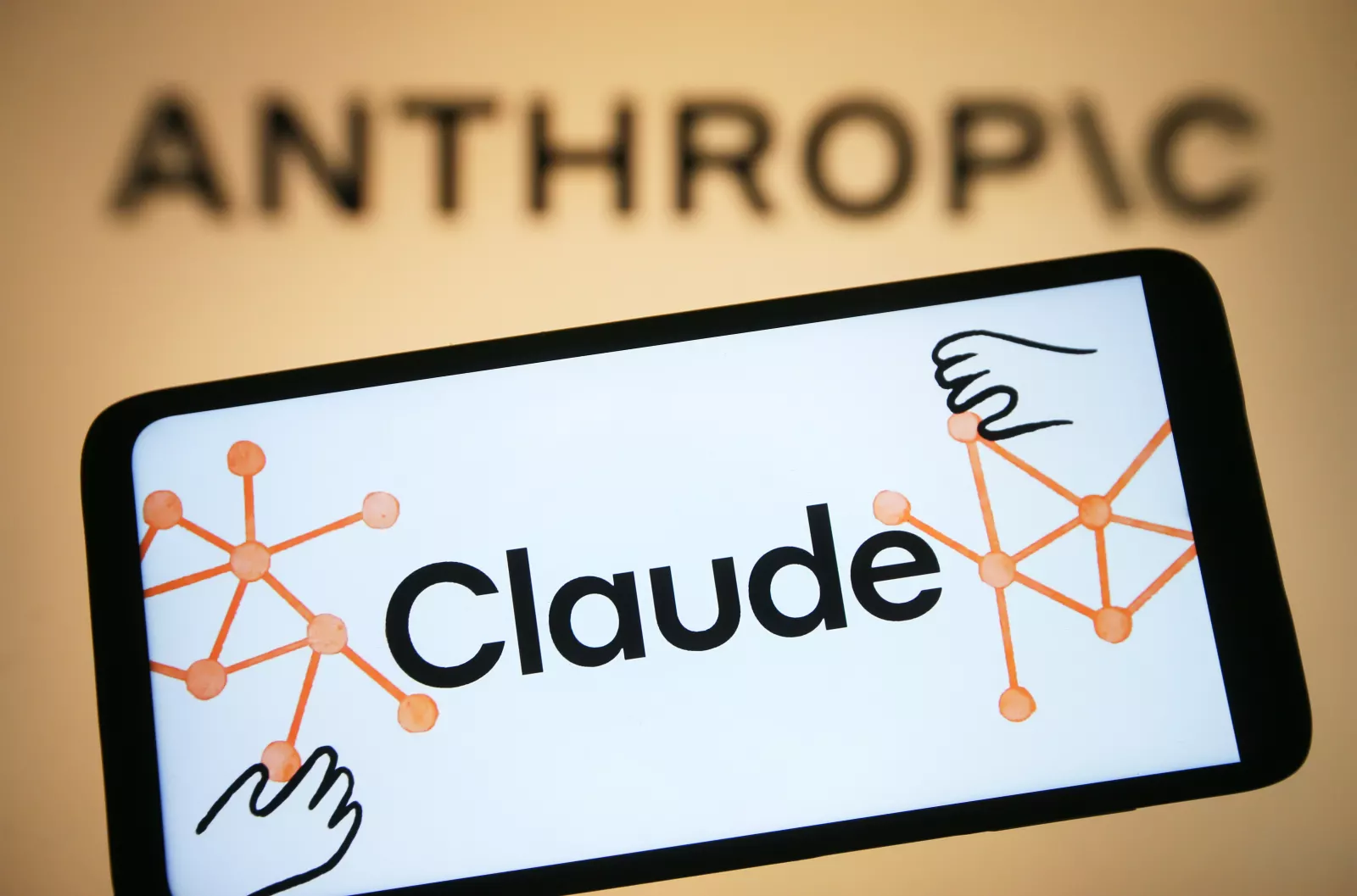 Anthropic és Claude: amikor az AI nem látványos akar lenni, hanem megbízható